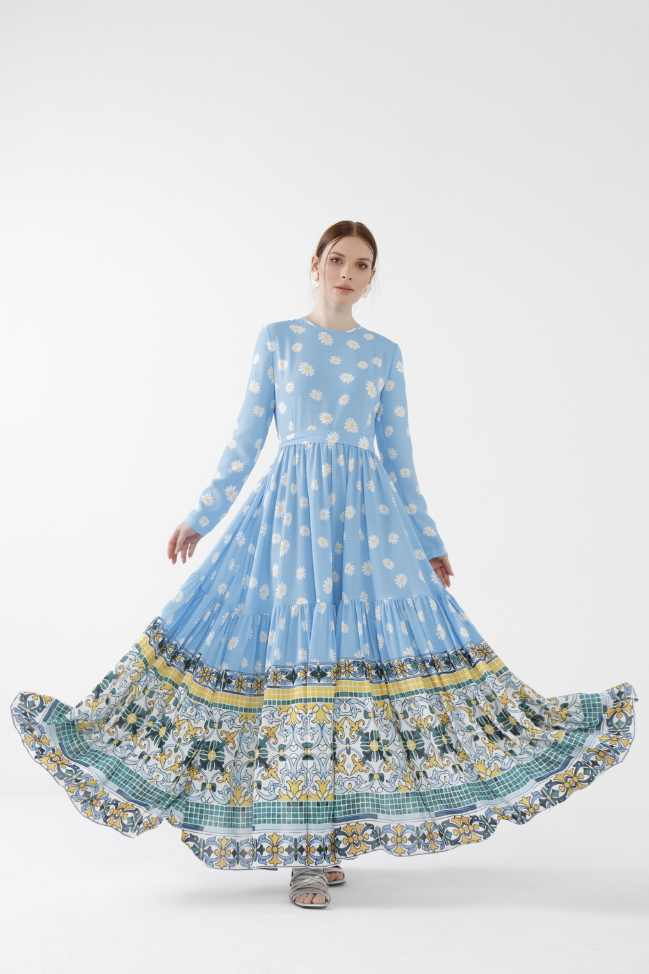 Papatya desen elbise